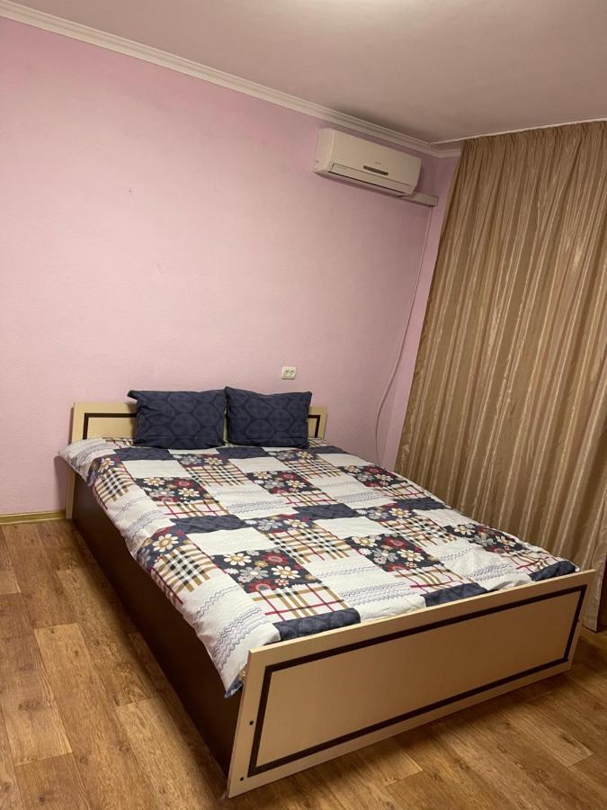 Апартаменты На Гоголя,460 Tscherkassy Exterior foto